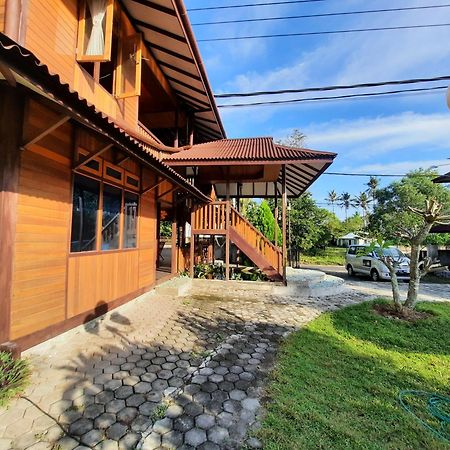 Hotel Besar Bulan Baru - Senggigi Extérieur photo