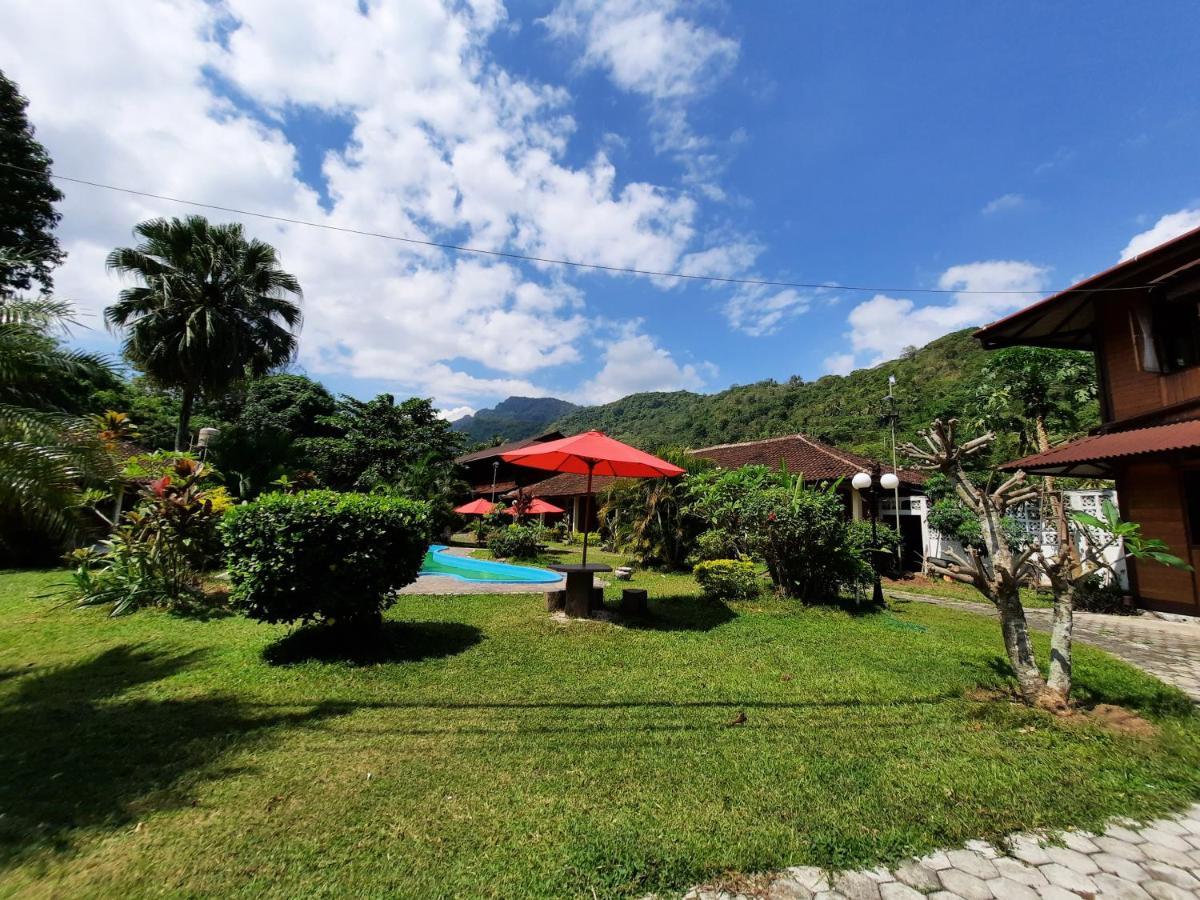 Hotel Besar Bulan Baru - Senggigi Extérieur photo