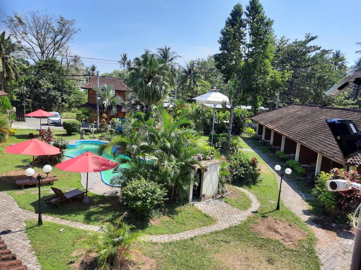 Hotel Besar Bulan Baru - Senggigi Extérieur photo