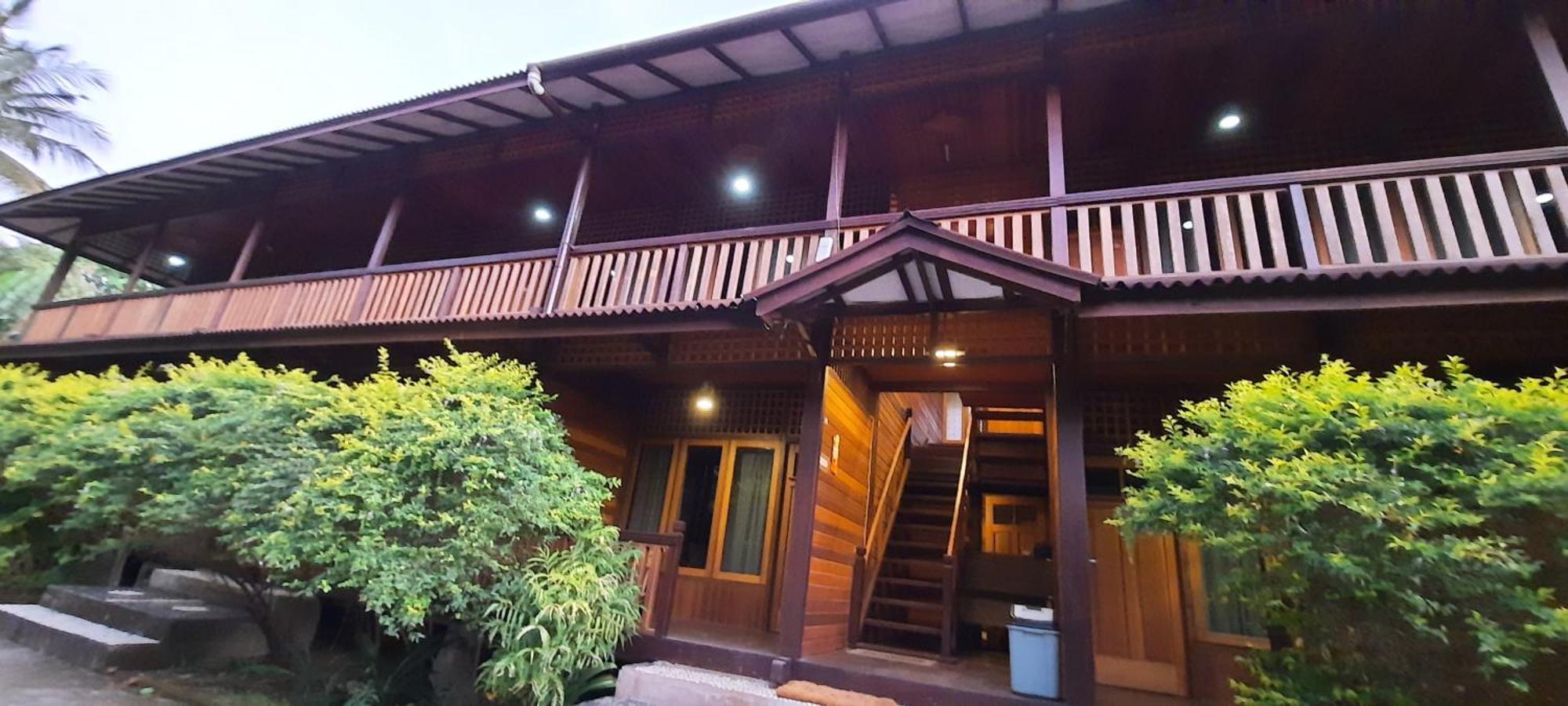 Hotel Besar Bulan Baru - Senggigi Extérieur photo