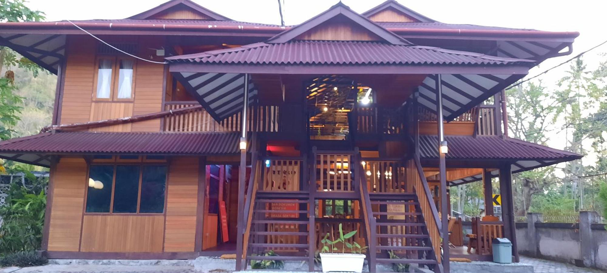 Hotel Besar Bulan Baru - Senggigi Extérieur photo